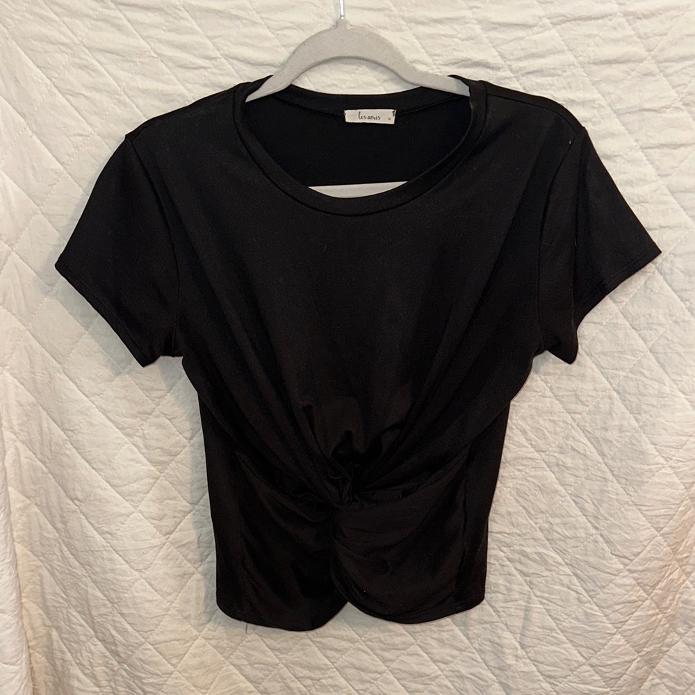 Les Amis Classic Black Knot-Front Tee (M)